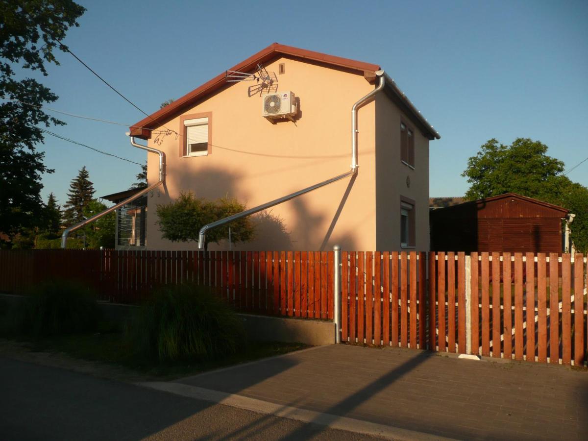 Levendula Vendégház Hajdúnánás Extérieur photo